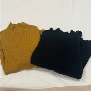 Old Navy Women's Mockneck Sweaters - Mustard and Black